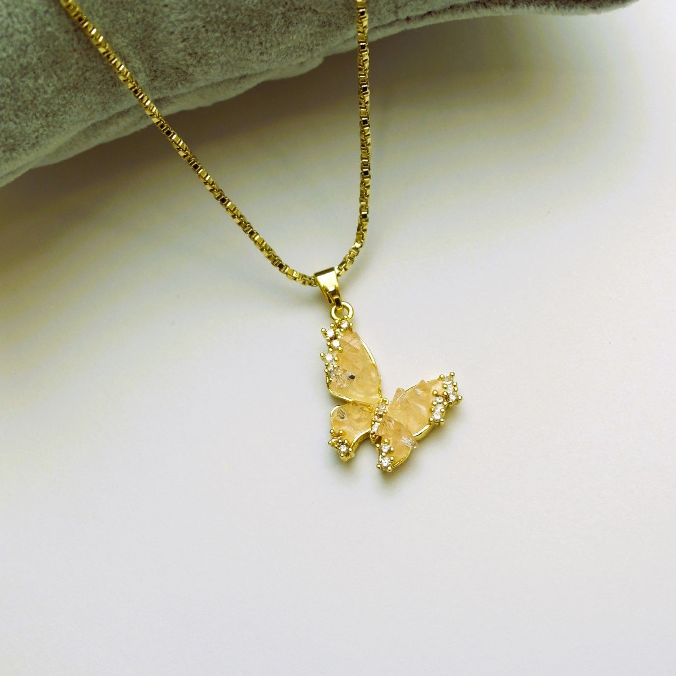 14 K Rengi Xuping Kelebek Kolye TK265