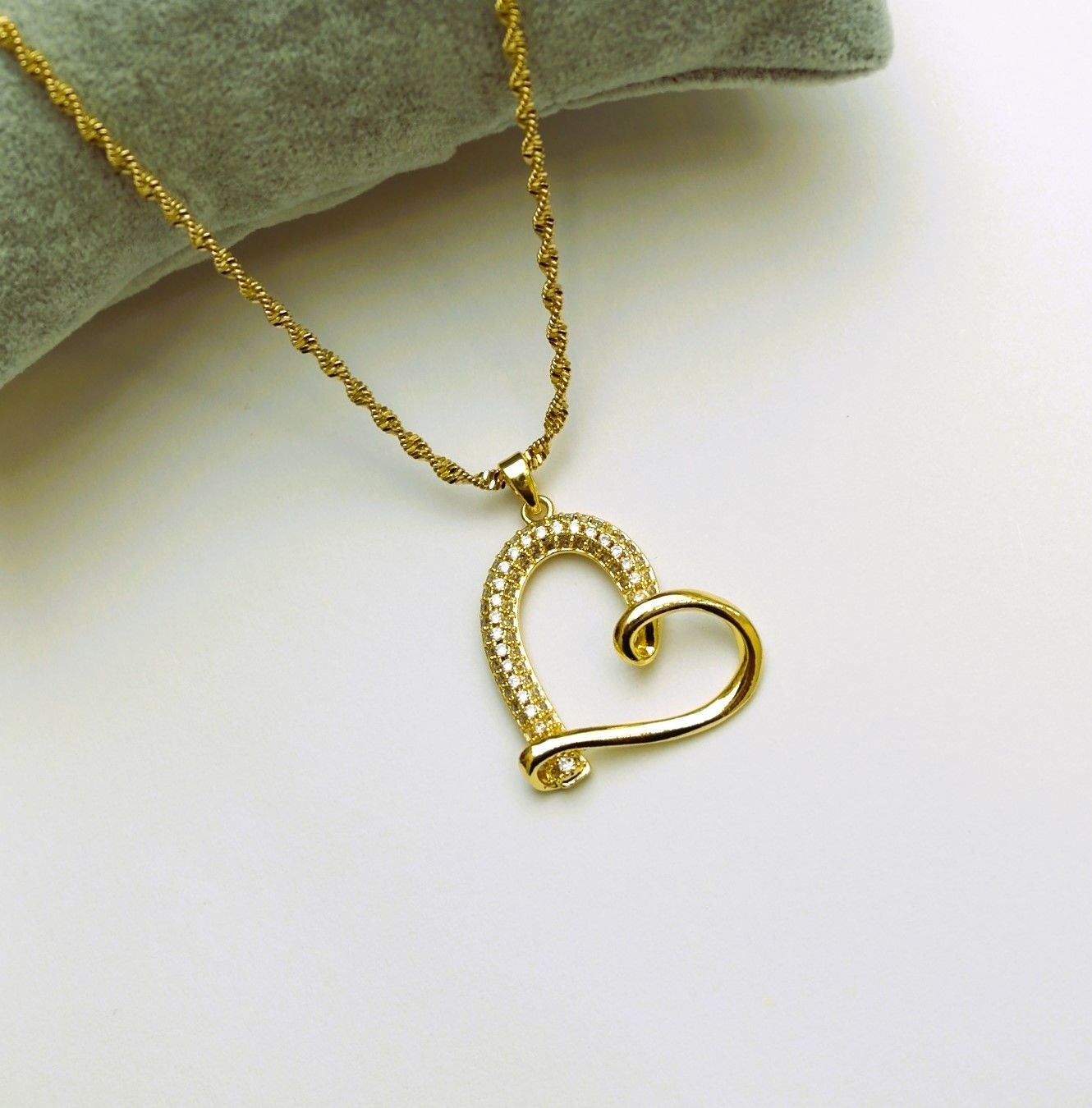 14 K Rengi Xuping Kalp Kolye TK268