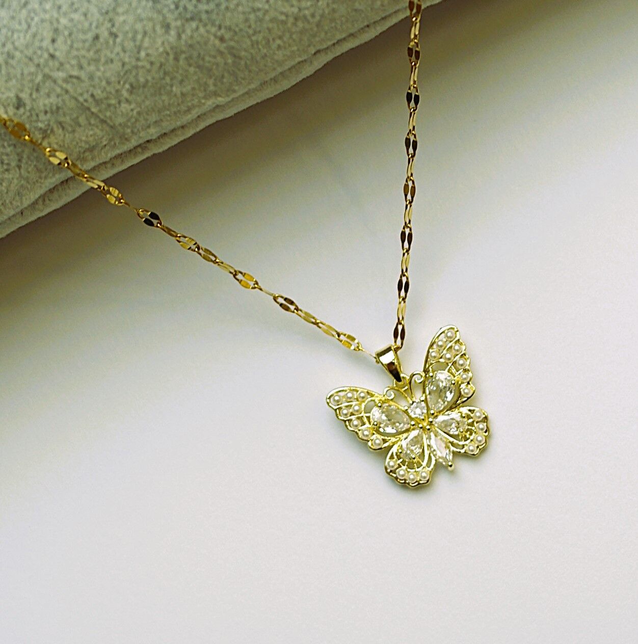 14K Rengi Kelebek Çelik Kolye TK367