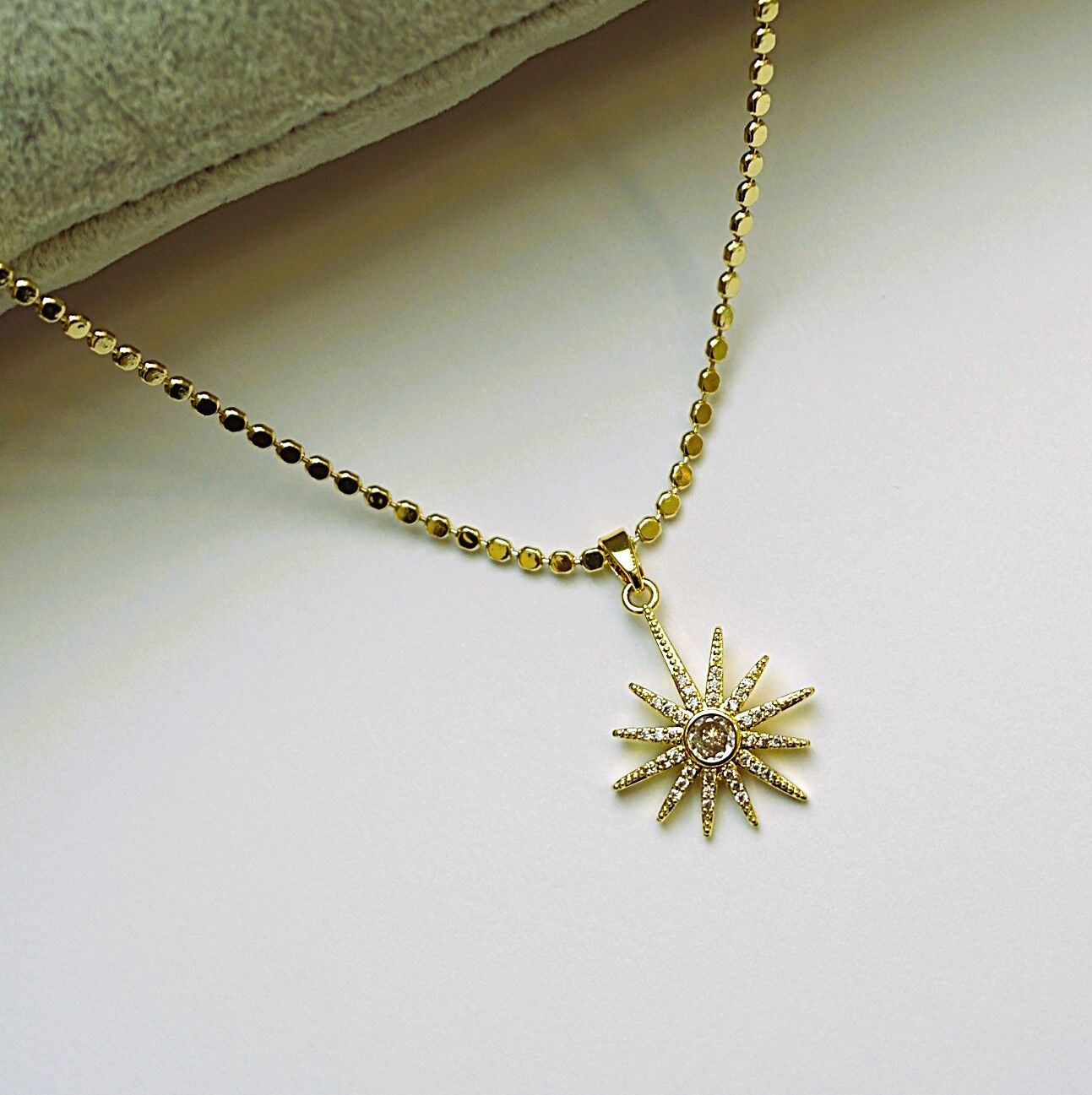 14K Rengi Güneş Çelik Kolye TK372