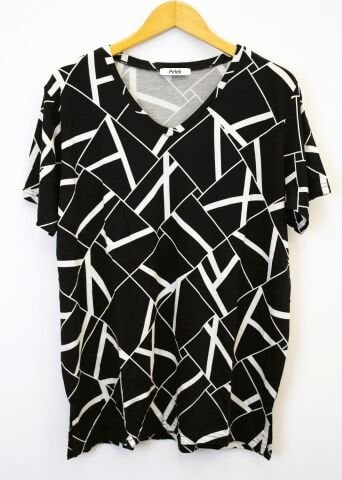 Büyük Beden V Yaka Tişört PB353