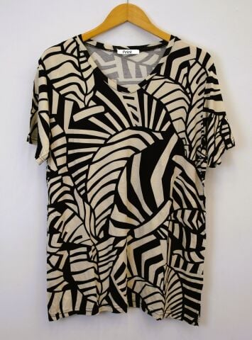 Büyük Beden V Yaka Tişört PB354