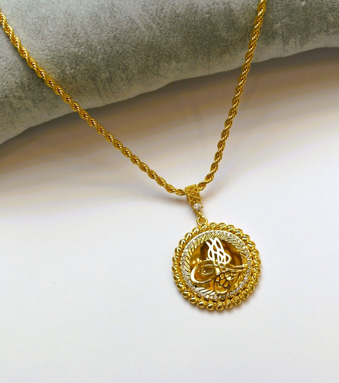 Altın Kaplama Tuğralı Kolye AB155