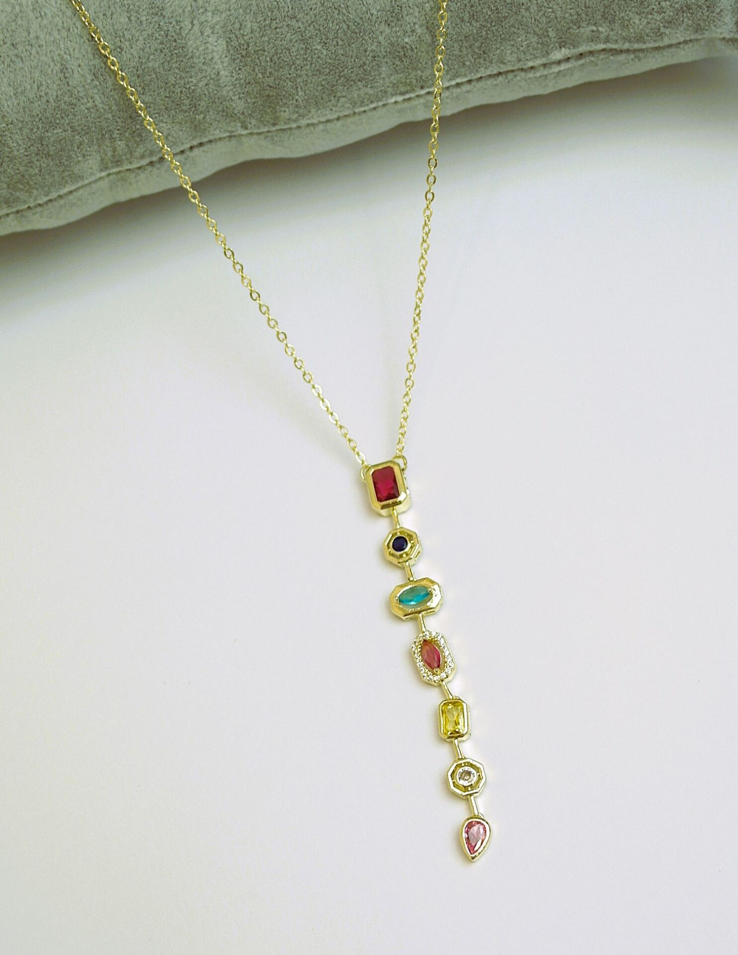 14 K Rengi Xuping Y Kolye TK278