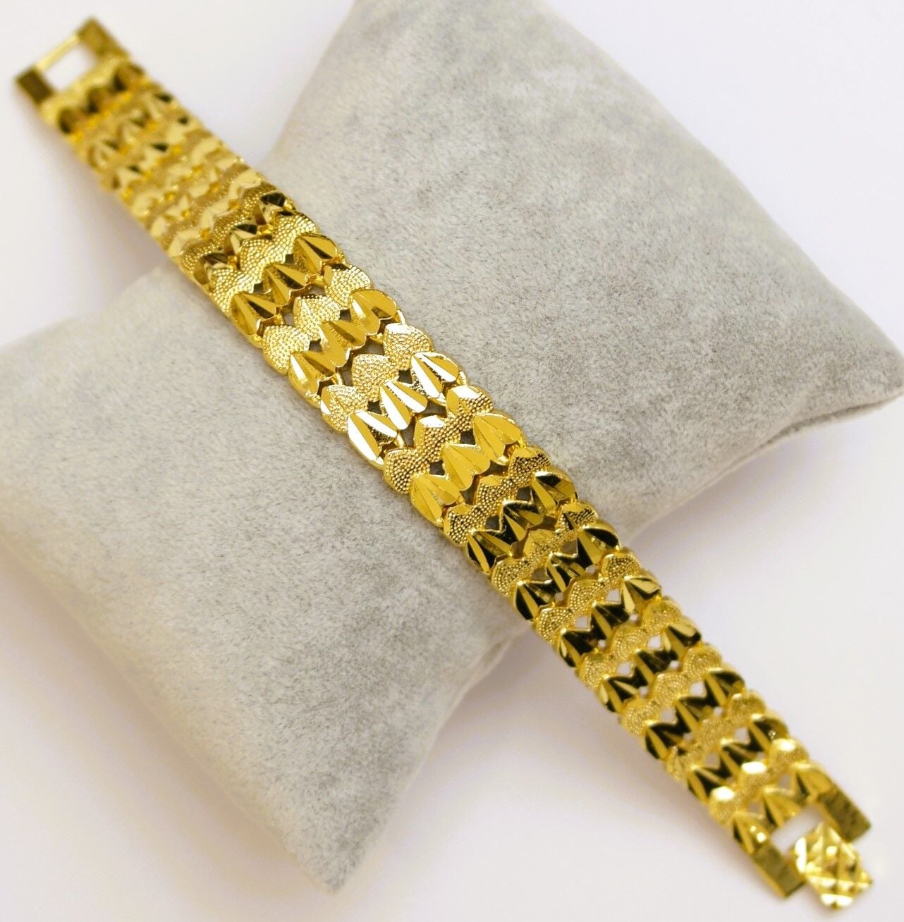 Altın Kaplama Kalpli Bileklik AB169