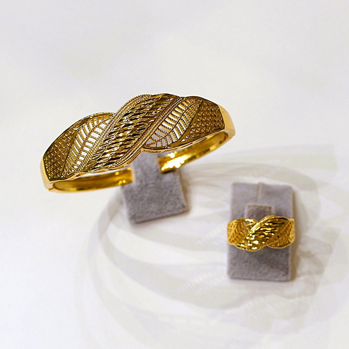 İmitasyon Altın Kaplama Kelepçe Bilezik+Yüzük AB232