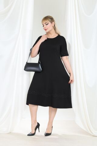 Büyük Beden Taş Detay Midi Boy Elbise-Siyah PE653