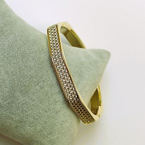 Vip Zirkon Taşlı Altın Kaplama Bileklik TBL553