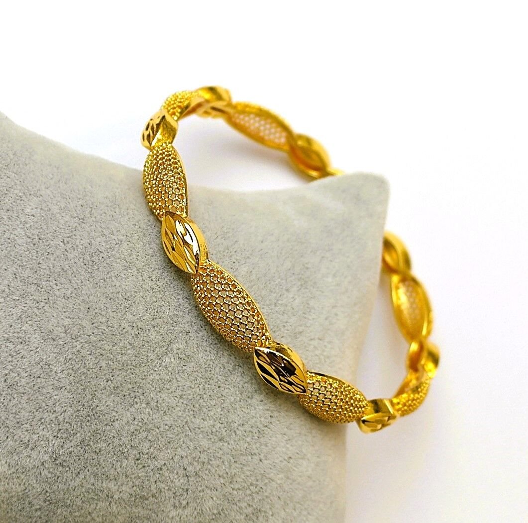 İmitasyon Altın Kaplama Kelepçe Bilezik AB188