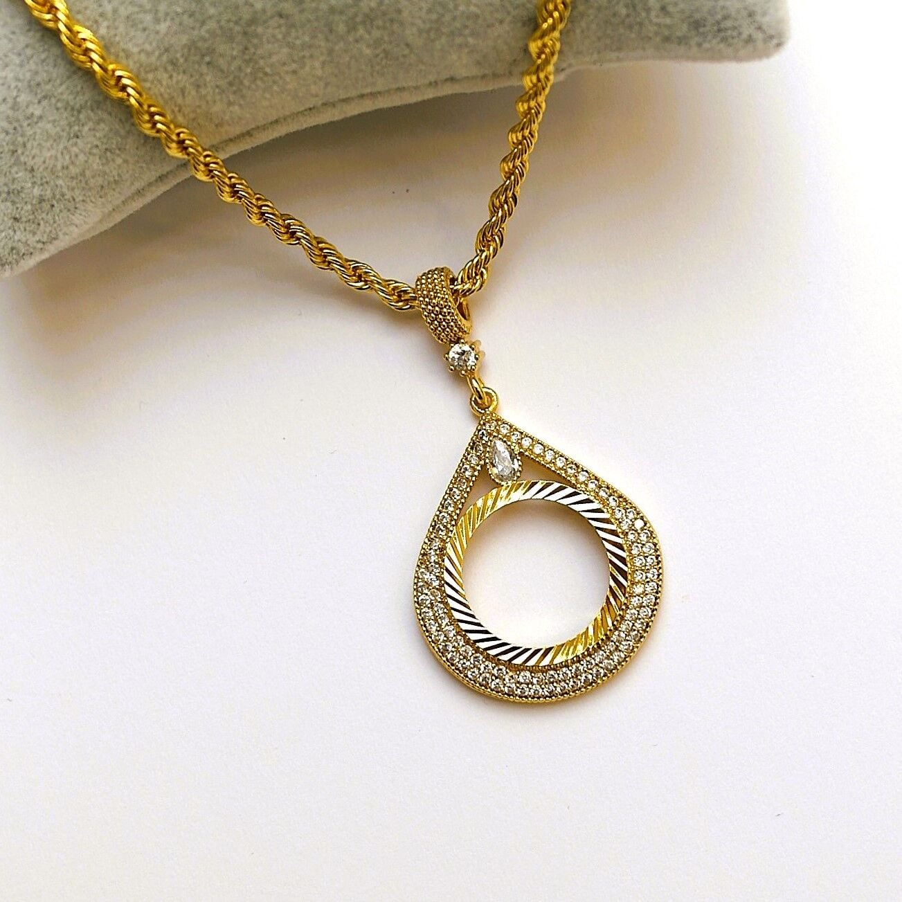 Altın Kaplama Çeyrek Altın Takılan Kolye AB190