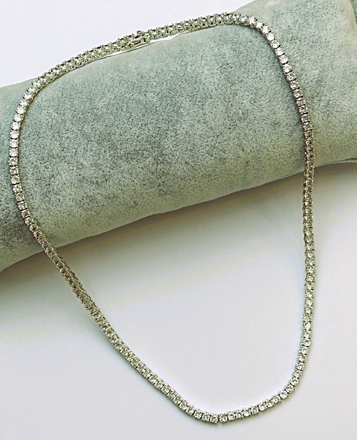 Beyaz Altın Pırlanta Görünüm Dönmeyen Kolye TK333