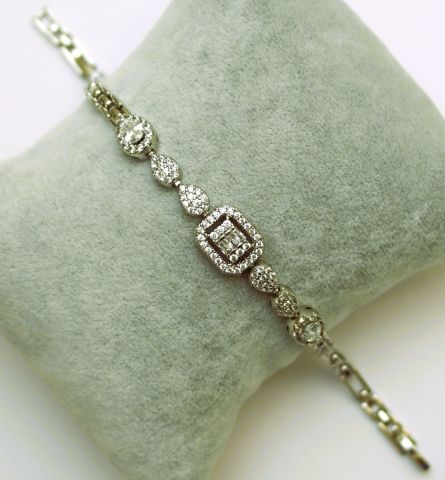 Gümüş Rengi Xuping Bileklik TBL390