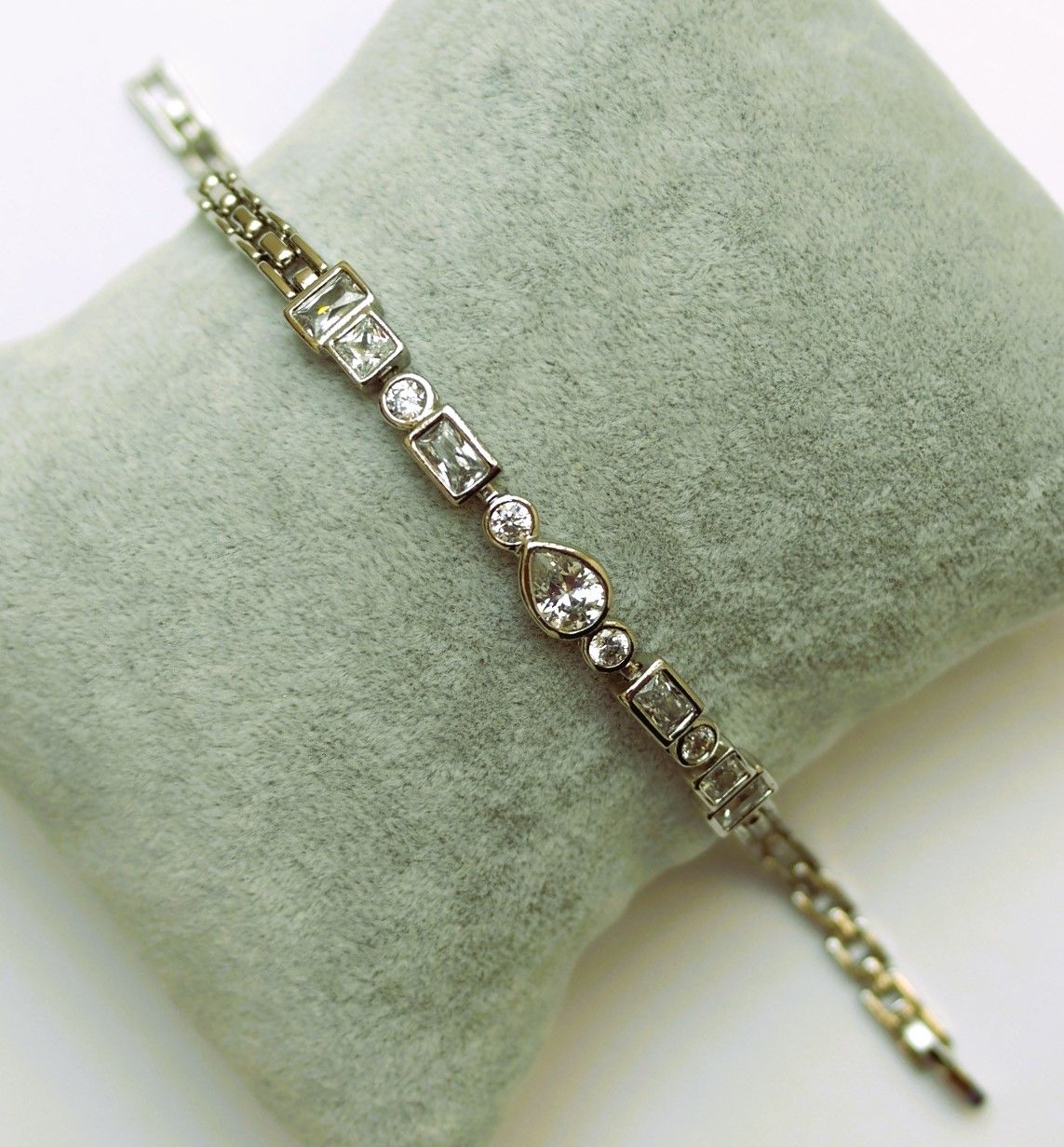 Gümüş Rengi Xuping Bileklik TBL391