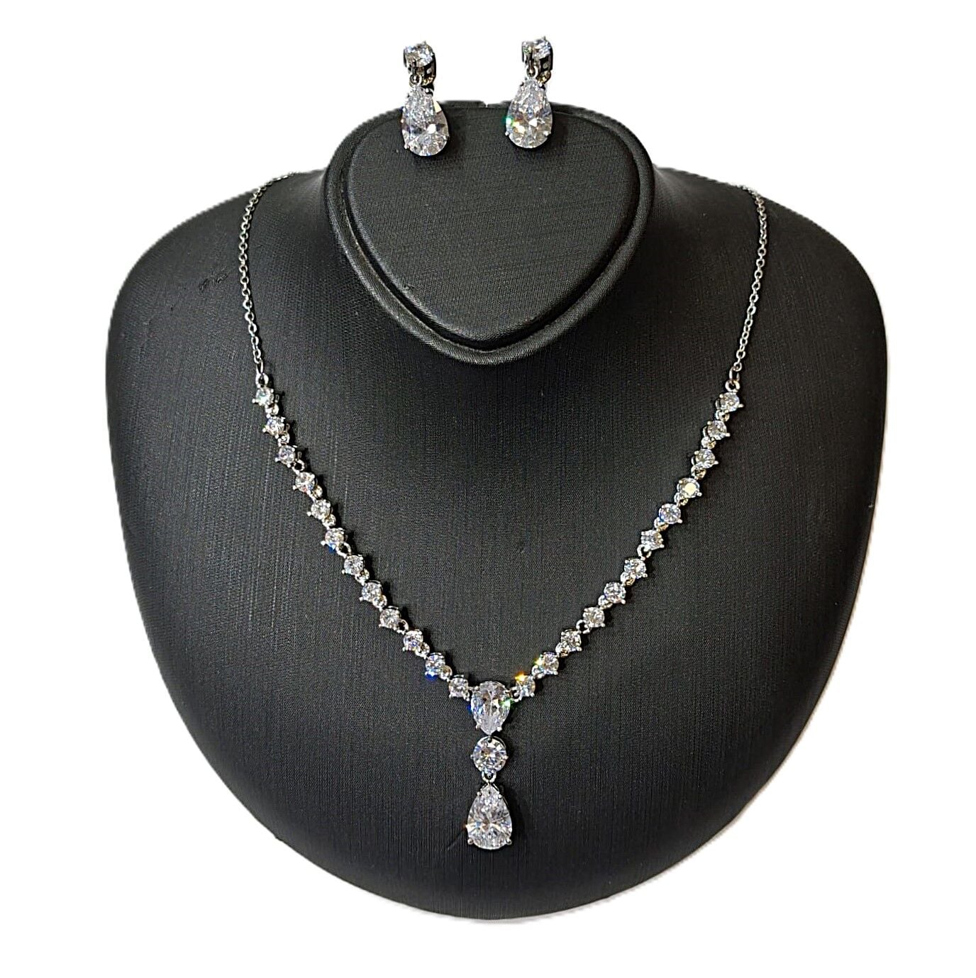 Pırlanta Model Zirkon Taşlı Set ZS03