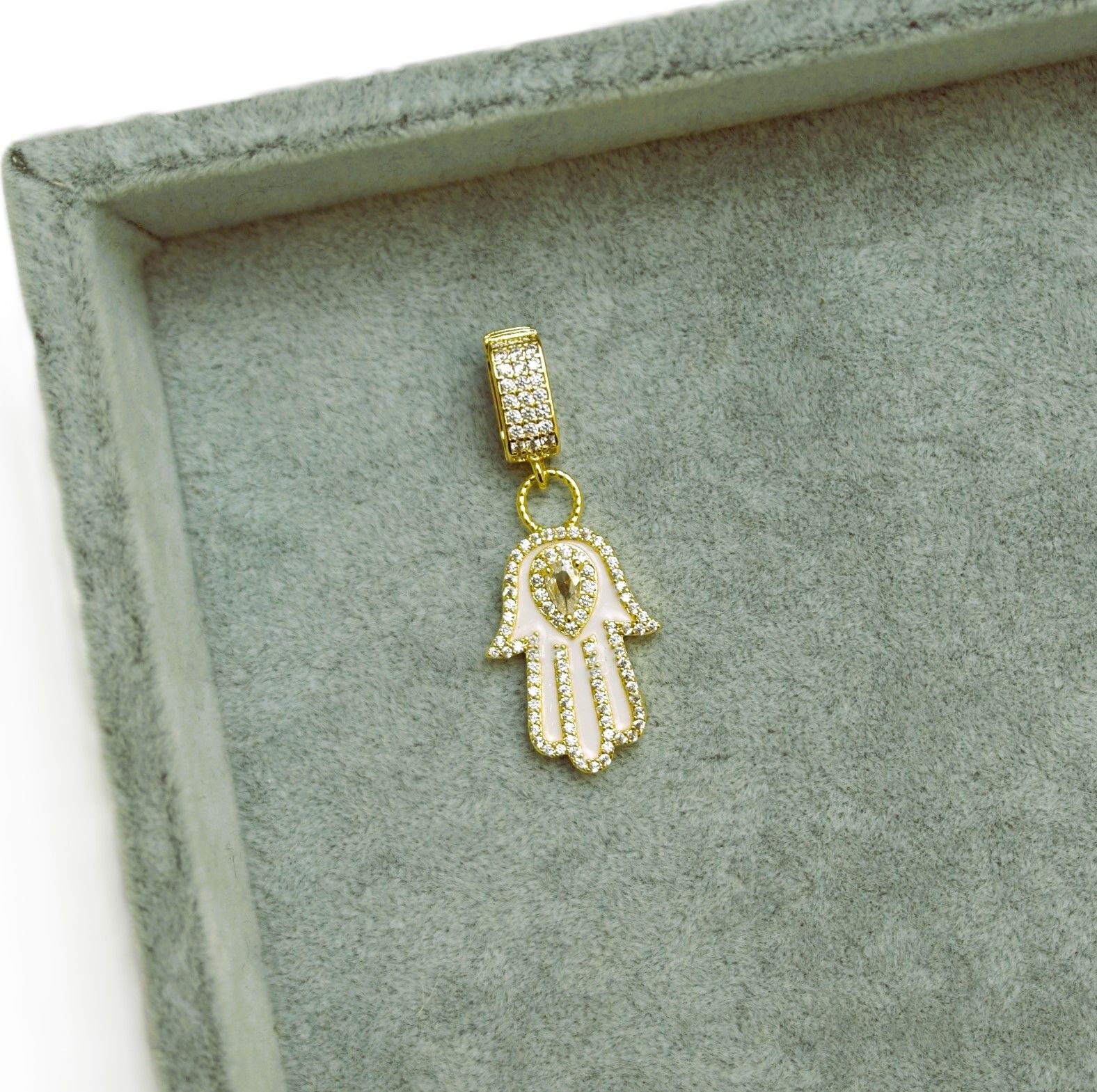 Fatma Ana Eli Charm TK218