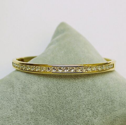 Vip Zirkon Taşlı Altın Kaplama Bileklik TBL584