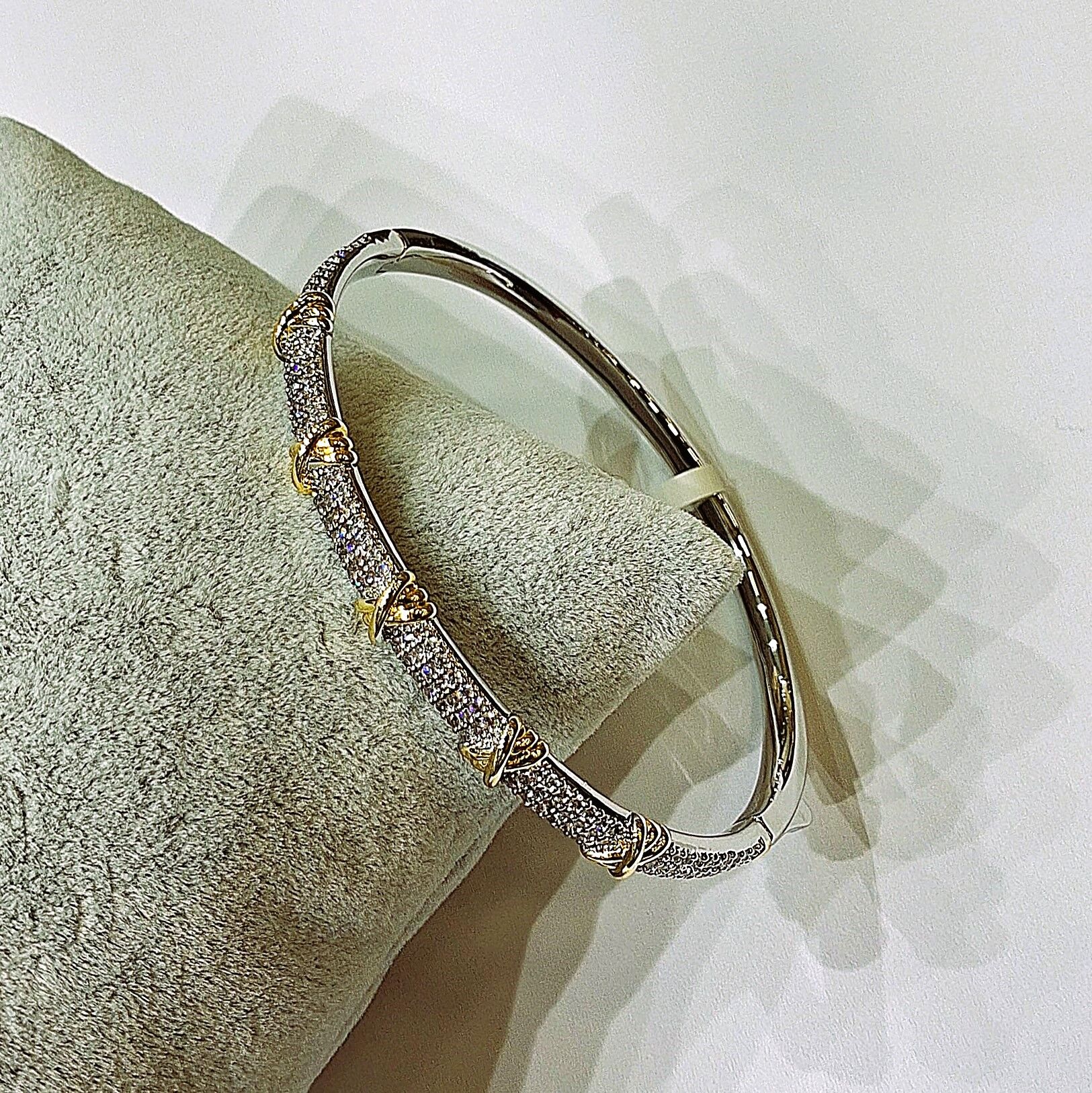 Vip Zirkon Taşlı Bileklik TBL618