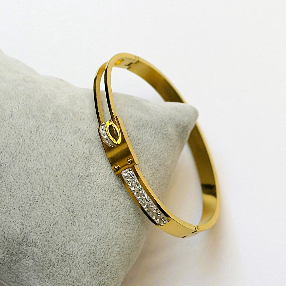 Taşlı Çelik Kelepçe Bileklik TBL178