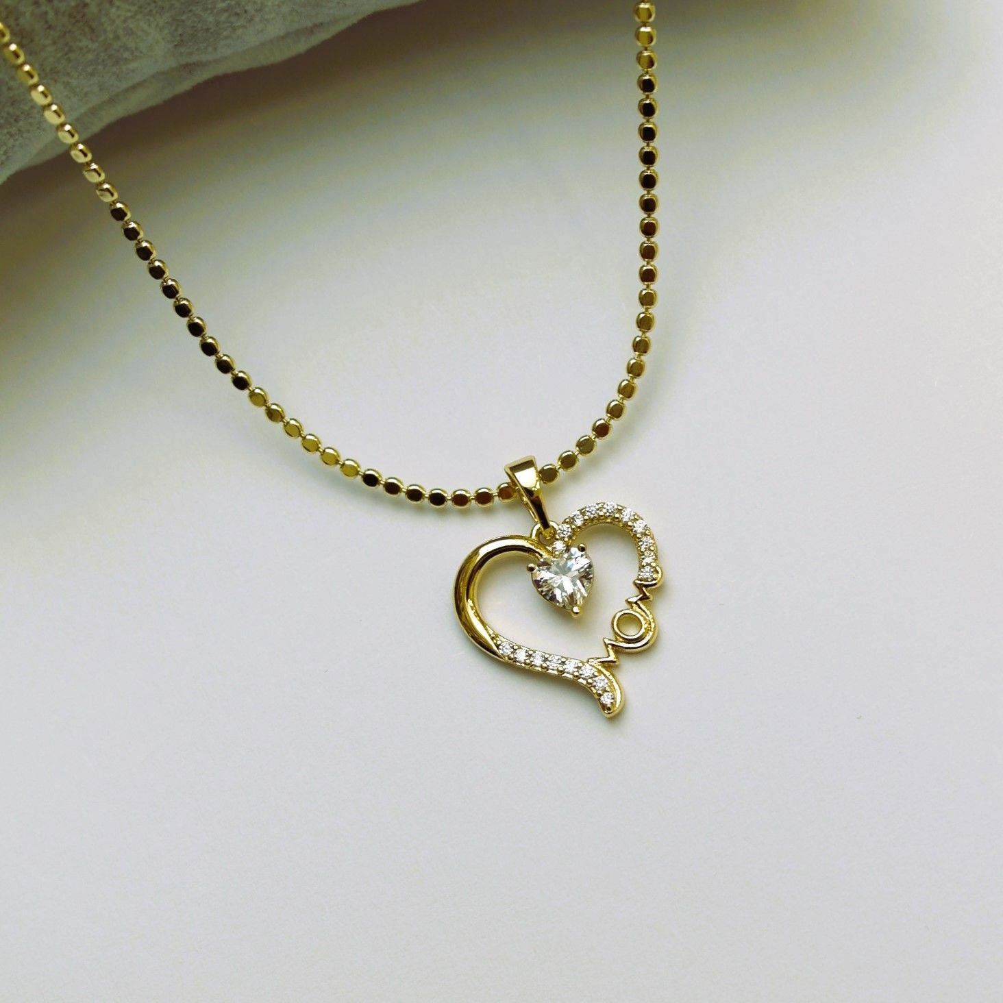 14 K Rengi Mom Kalp Xuping Kolye TK256